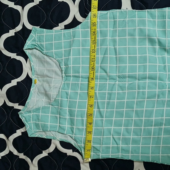 Floral cape kurti set. - Picture 15 of 16